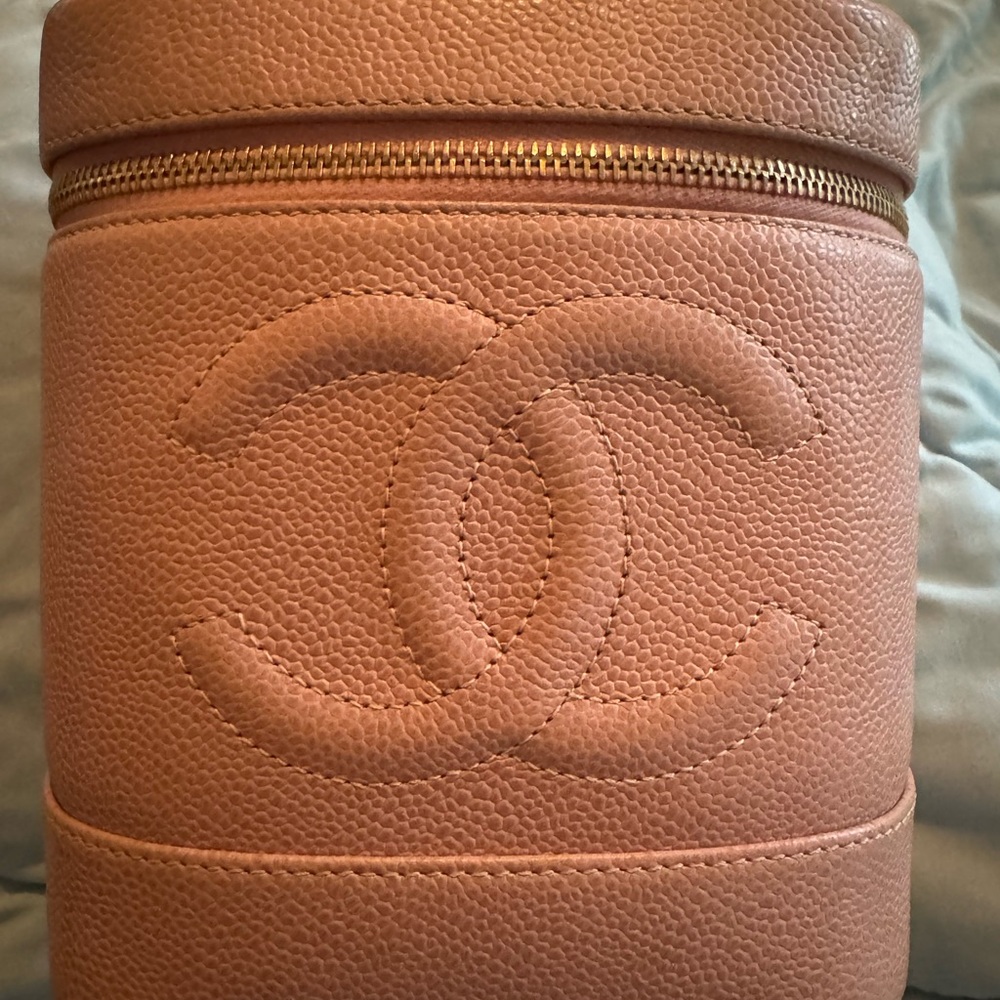 CHANEL Blush Pink Textured Leather Case